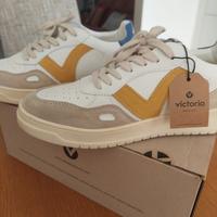 Sneaker Victoria taglia 43