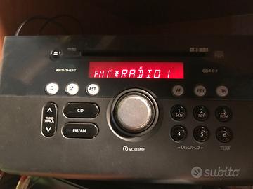 Radio CD MP/3 per auto Suzuki Swift, perfetto