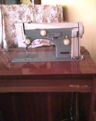 Macchina per cucire
