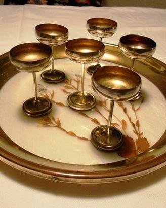 vassoio antico ottone con 6 calicini argento
