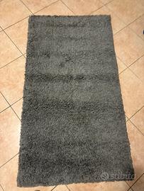 Tappeto grigio