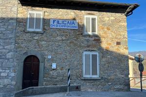 Casa Indipendente Camporgiano [UG249FOVRG]