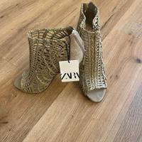 Scarpa con tacco Zara