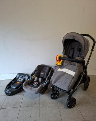 Passeggino Peg Perego con ovetto e isofix