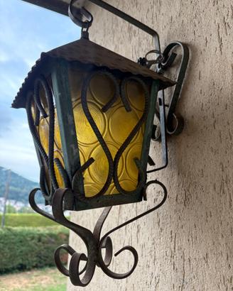 Lanterna in ferro battuto