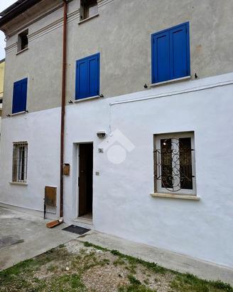 CASA INDIPENDENTE A BORGO VIRGILIO