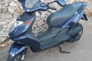 Scooter 150 quattro tempi