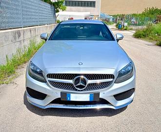 Mercedes-Benz C 220 d Coupé Premium Pack AMG