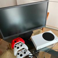 Xbox Serie S, 3 pad, Monitor Omen Oled 144hz