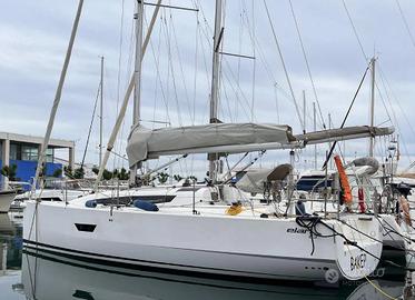 Barca Vela Elan 320