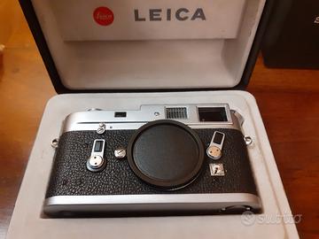 Leica M4