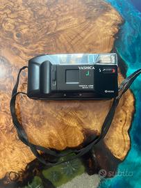Fotocamera Yashica J Motor Vintage Funzionante