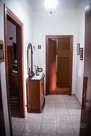 Appartamento con garage - serra san quirico