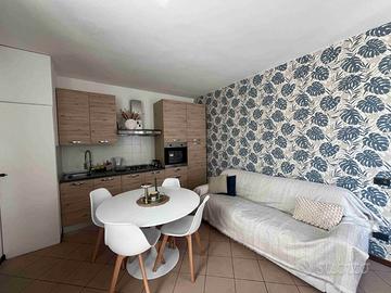 Centro bilocale arredato