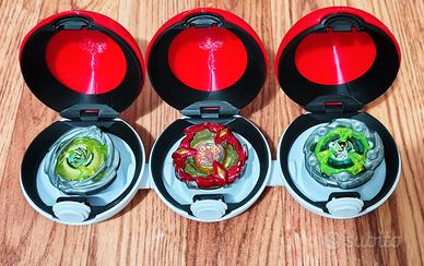 Porta Beyblade X a forma di Pokéball