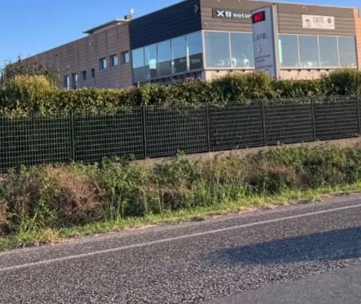 Capannone commerciale 1000mq + Altre Disponibilita