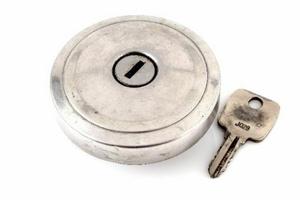 Tappo serbatoio benzina con chiave per moto epoca
