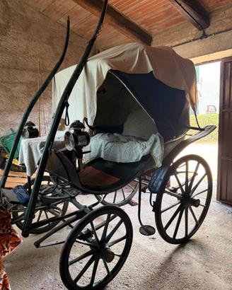 CARROZZA VIS A VIS FINE 800 RESTAURATA