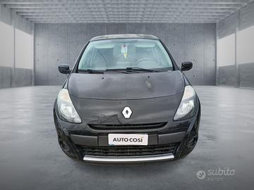 RENAULT Clio III - Clio 5p 1.5 dci Dynamiqu U94140