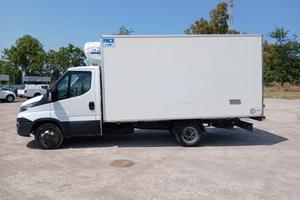 Iveco Daily 35C14 coibentato con gruppo frigo Zano
