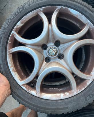 Pneumatici 215/45 R 17