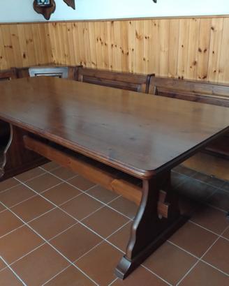 Tavolo con giropanca in legno 