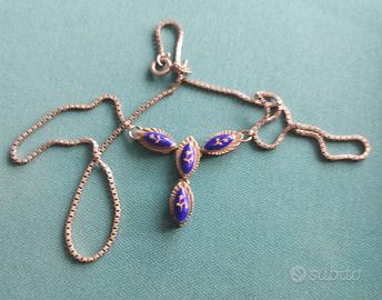 collana in argento e smalti blu