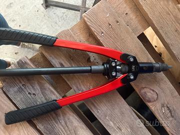 Rivettatrice manuale x inserti filettati da M3/M10