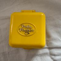 Polly pocket
