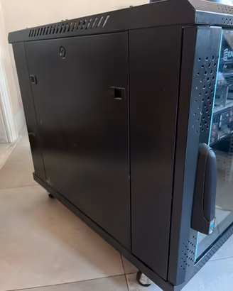 Rack per server