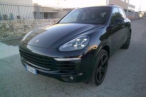 PORSCHE Cayenne 3.0 Diesel Platinum Edition