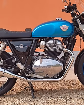 Royal Enfield Interceptor - 2021
