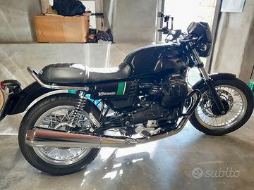 Moto Guzzi V7 III unipropietario 