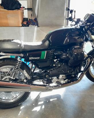 Moto Guzzi V7 III unipropietario 