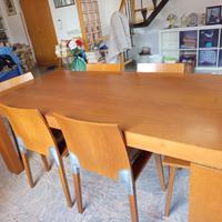 Tavolo vintage Molteni con sedie