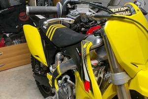 SUZUKI RMZ 250 2016