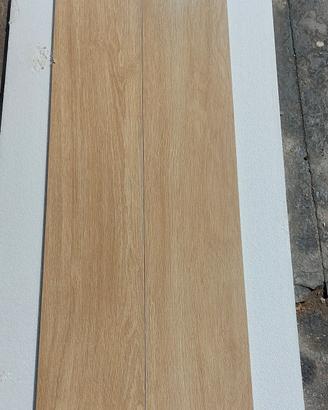 Piastrelle gres porcellanato effetto legno 