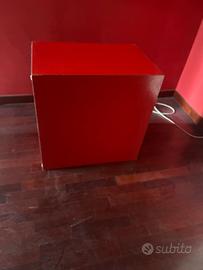 Mobile da terra rosso