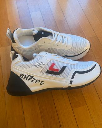 Scarpe sportive