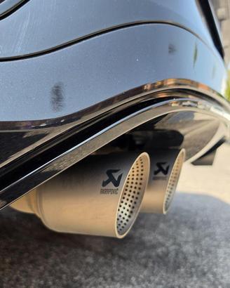 VOLKSWAGEN T-ROC R 2.0 TSI 300CV 4MOTION AKRAPOVIC
