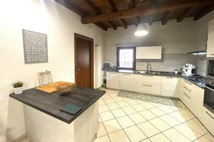 CASA SEMINDIPENDENTE A BUTTAPIETRA
