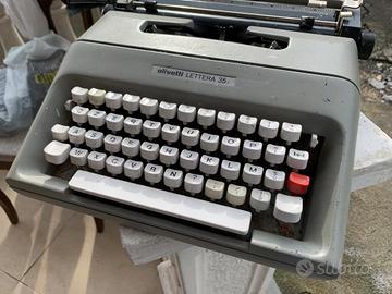 Olivetti lettera 35 beige typewriter