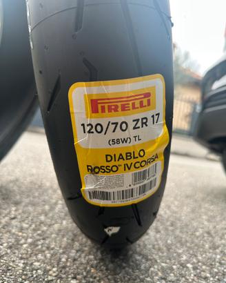 Gomme moto pirelli