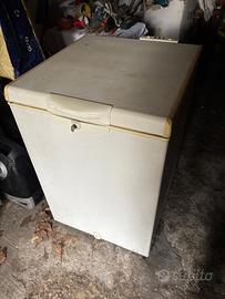 Congelatore a pozzo 600x500, usato pochissimo