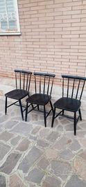 Set di 3 sedie laccate, produzione anni 60 tipica