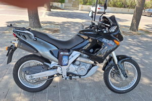 Aprilia Pegaso Cube 650