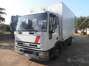Iveco eurocargo 80e15 furgonatura con pedana