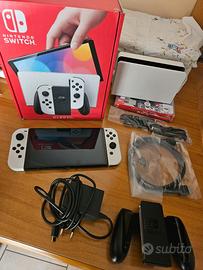 NINTENDO SWITCH MODELLO OLED