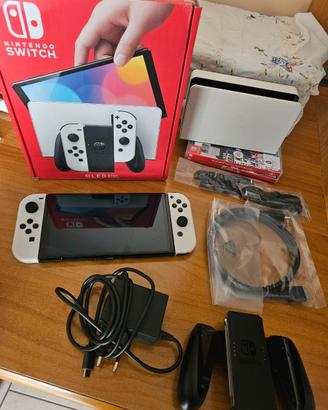 NINTENDO SWITCH MODELLO OLED