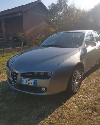 Alfa Romeo 159